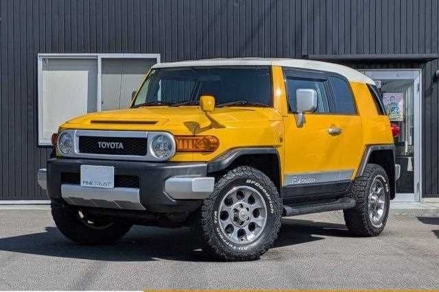 2011 TOYOTA FJ CRUISER 4.0