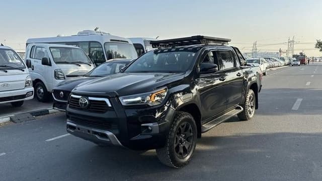 2019 TOYOTA HILUX 2.8 DOUBLE CAB