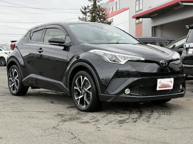 2017 TOYOTA C-HR 1.2 G−T