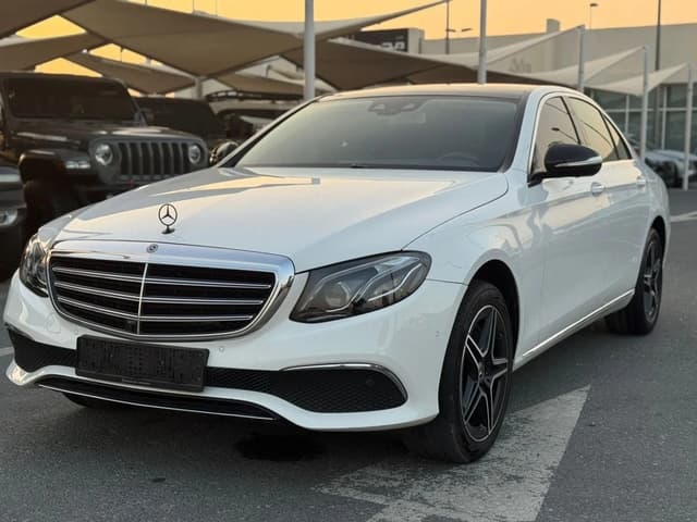 2019 MERCEDES-BENZ E300