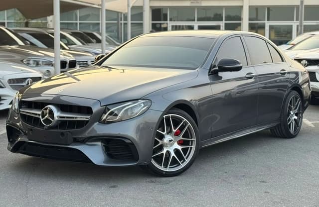 2018 MERCEDES-BENZ E200