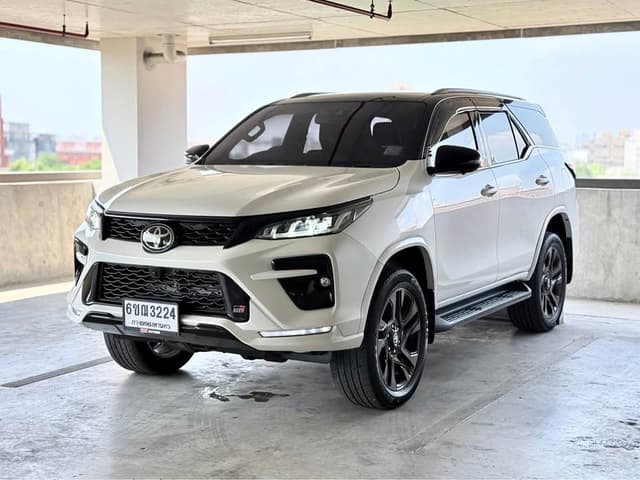 2022 TOYOTA FORTUNER 2.8 GR SPORT