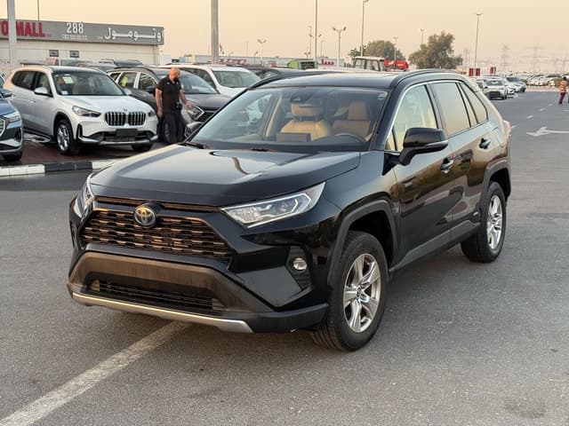 2020 TOYOTA RAV4 XLE 2.5L HYBRID AWD