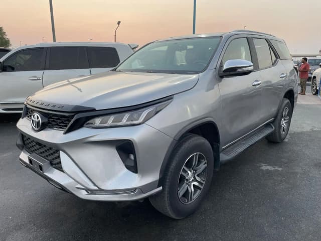 2019 TOYOTA FORTUNER 2.7L AWD