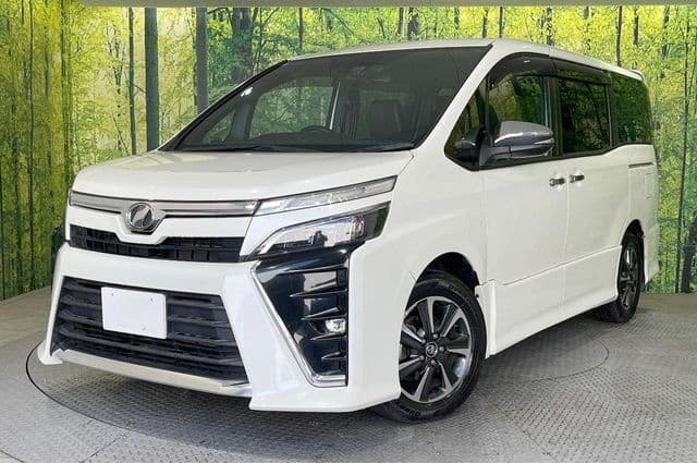 2018 TOYOTA VOXY 2.0 ZS
