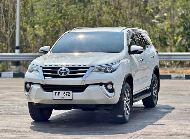 2016 TOYOTA FORTUNER 2.4 V