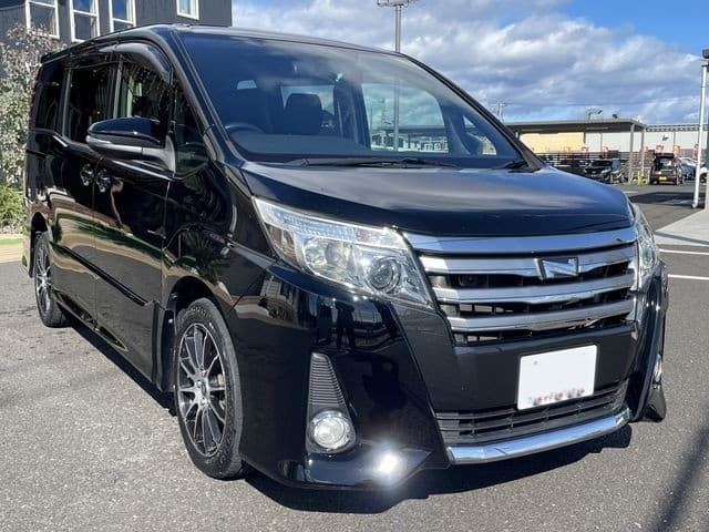 2014 TOYOTA NOAH 2.0L 3ZR-FAE 7 SEATERS
