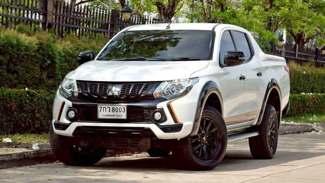 2018 MITUBISHI TRITON GLS 2.4 DOUBLE CAB