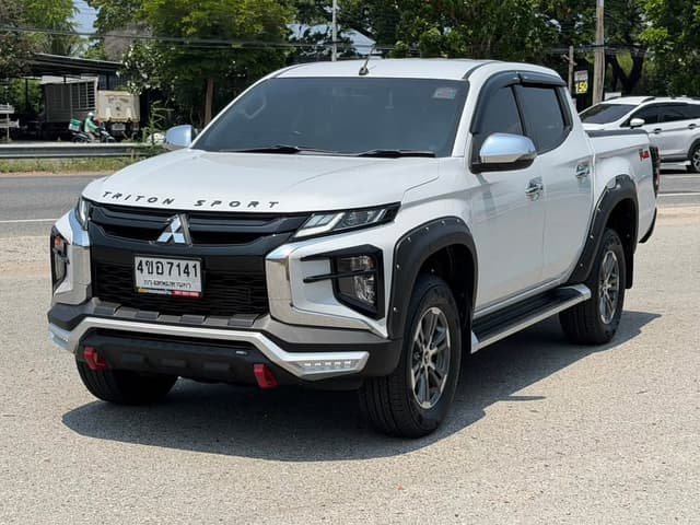 2020 MITSUBISHI TRITON 2.4 DOUBLE CAB