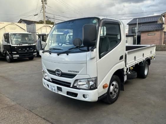 2017 HINO DUTRO 4X2 FLAT BODY TRUCK N04C